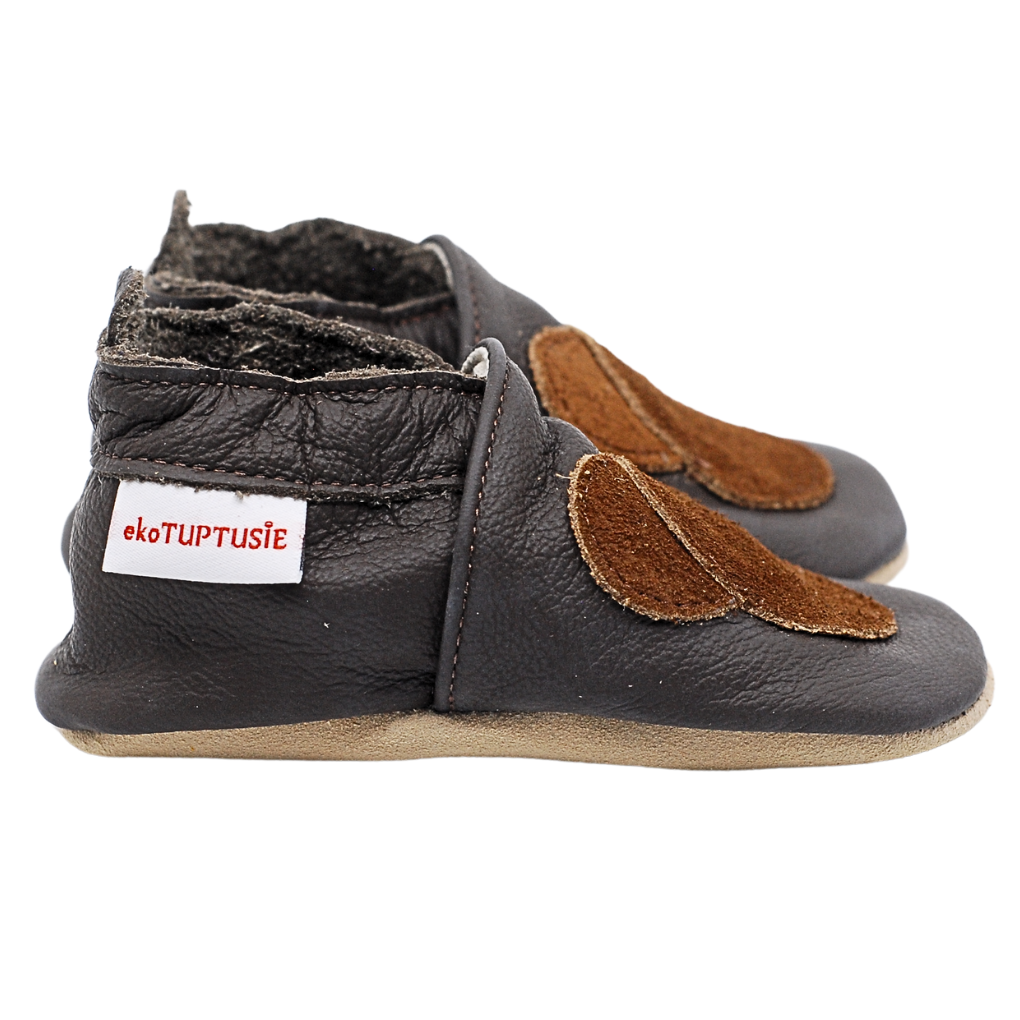 Barefoot-kapcie-dziecięce-ekoTuptusie-ciemny-brąz-myszka-koła-3.png